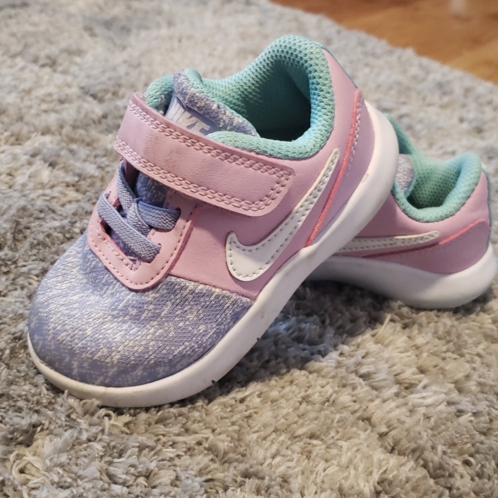 Nike Girls Flex Contact Unicorn Sneakers